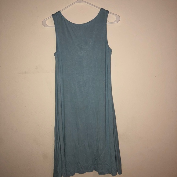 Blue flowy dress - Picture 3 of 3